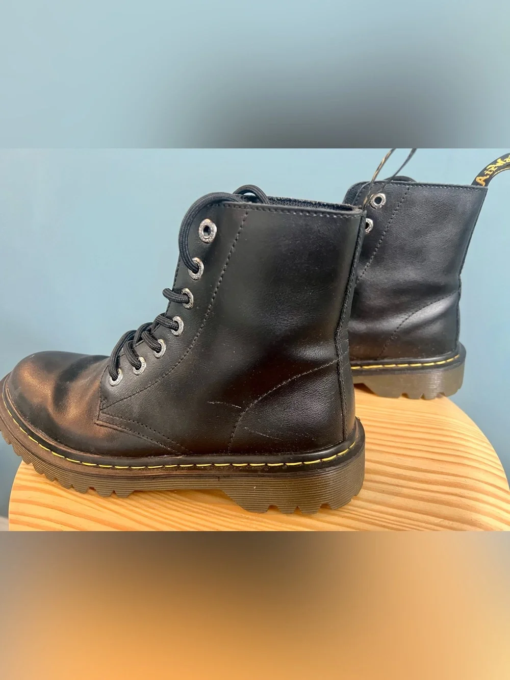 Dr. Martens Luana Black Leather 7 Eye Combat Boots Women’s US 7 EU 38